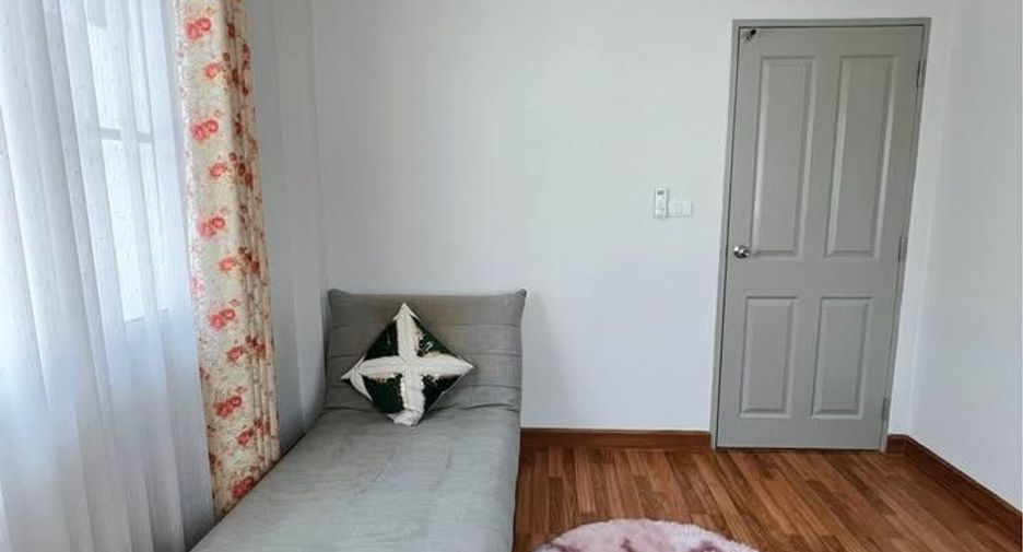 For rent 3 bedrooms house in San Kamphaeng, Chiang Mai