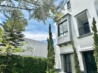 For rent 4 bedrooms house in Taling Chan, Bangkok
