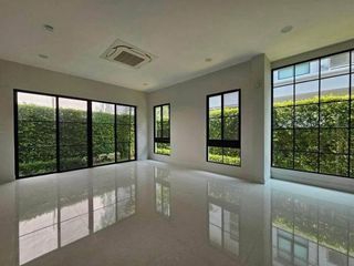 For rent 4 bedrooms house in Taling Chan, Bangkok