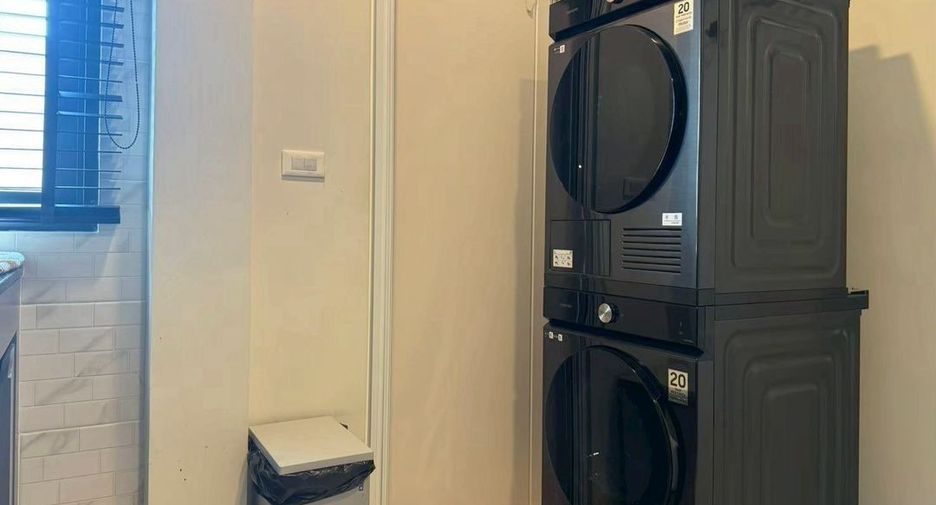 Haus zur Miete mit 3 Zimmer in Bang Phli, Samut Prakan