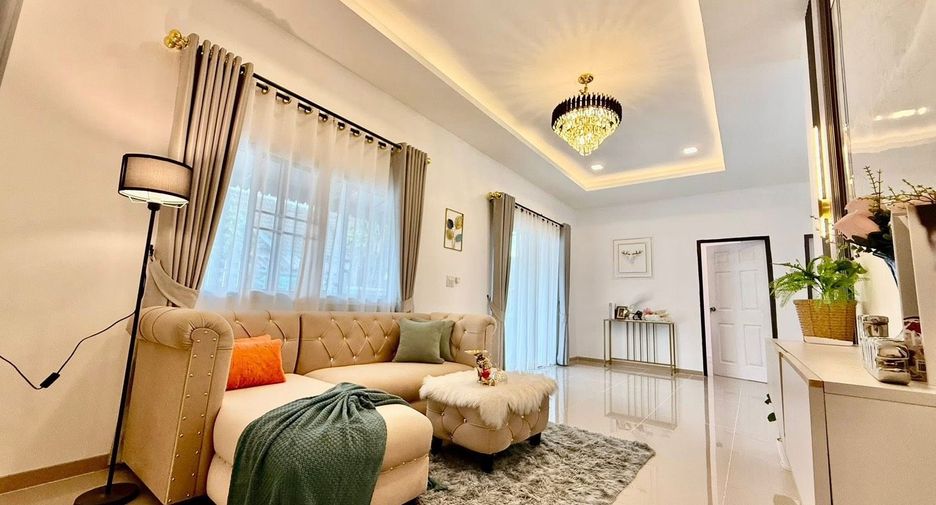 For sale 3 bedrooms house in Pratumnak, Pattaya