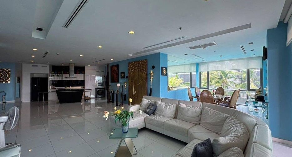 For sale 3 bedrooms condo in North Pattaya, Pattaya