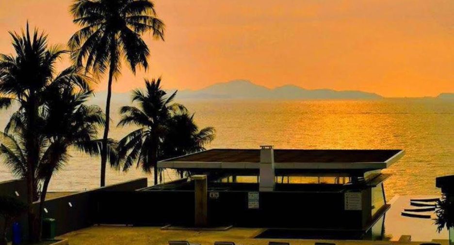 For sale 3 bedrooms condo in North Pattaya, Pattaya