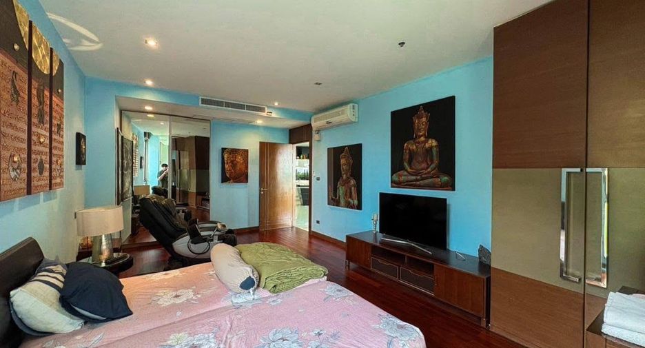 For sale 3 bedrooms condo in North Pattaya, Pattaya