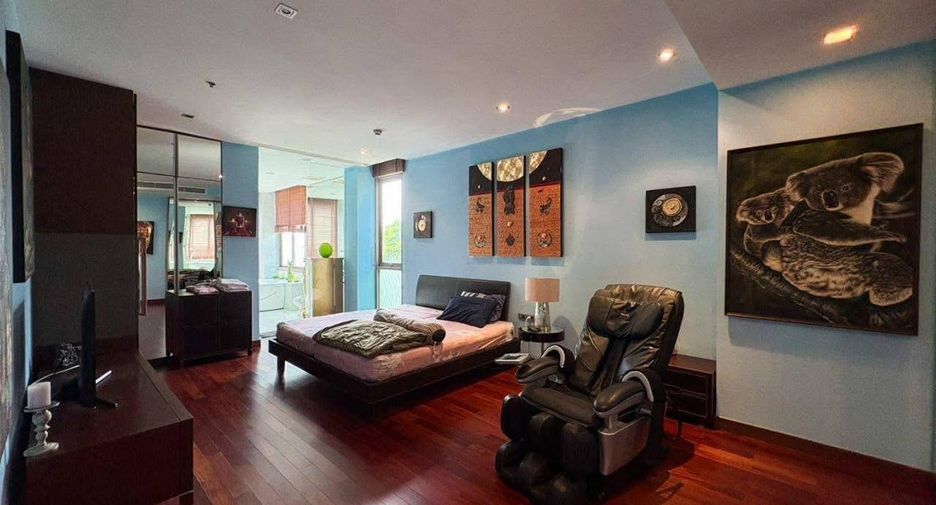 For sale 3 bedrooms condo in North Pattaya, Pattaya