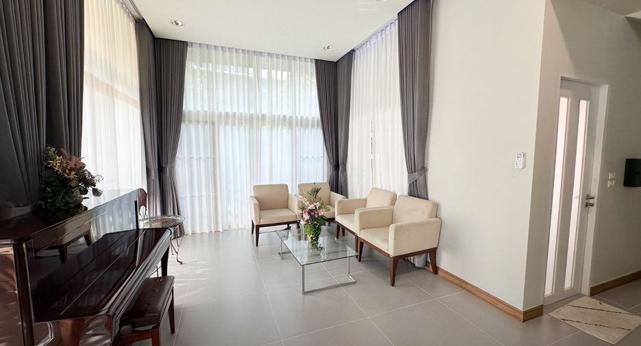Haus zum Kauf mit 4 Zimmer in Bueng Kum, Bangkok