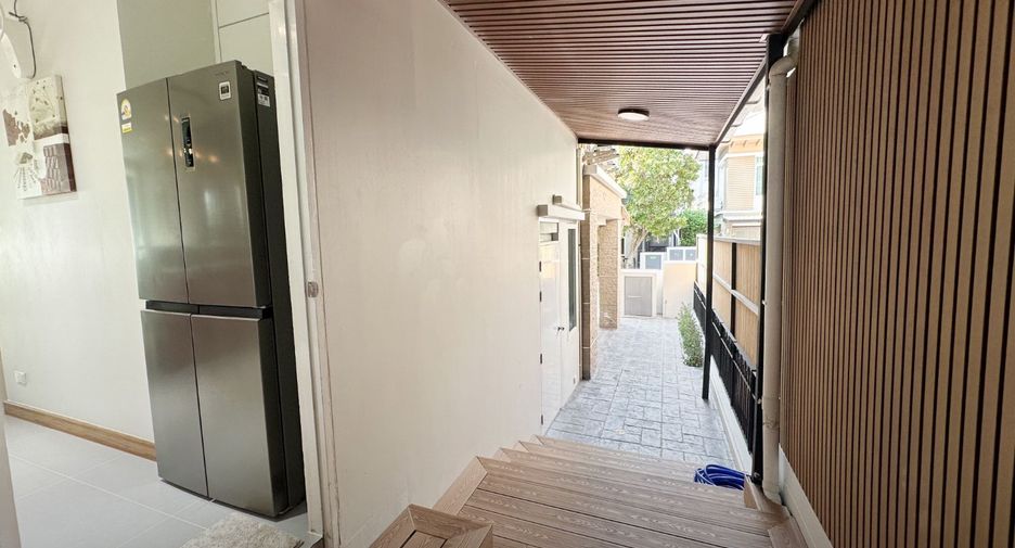 Haus zum Kauf mit 4 Zimmer in Bueng Kum, Bangkok