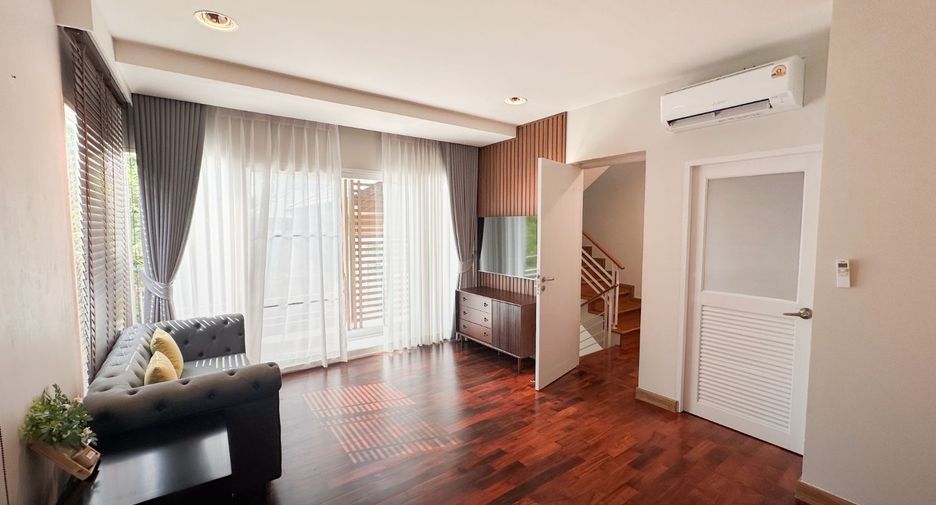 Haus zum Kauf mit 4 Zimmer in Bueng Kum, Bangkok