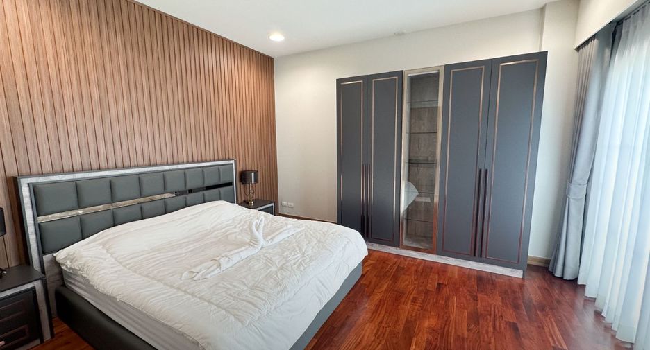 Haus zum Kauf mit 4 Zimmer in Bueng Kum, Bangkok