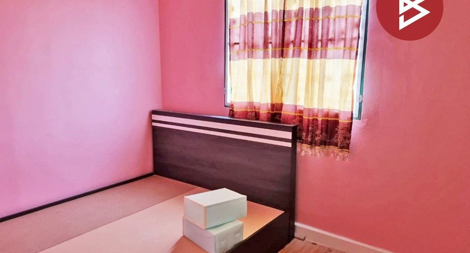 Casa adosada en venta de 3 habitaciones en Phra Samut Chedi, Samut Prakan