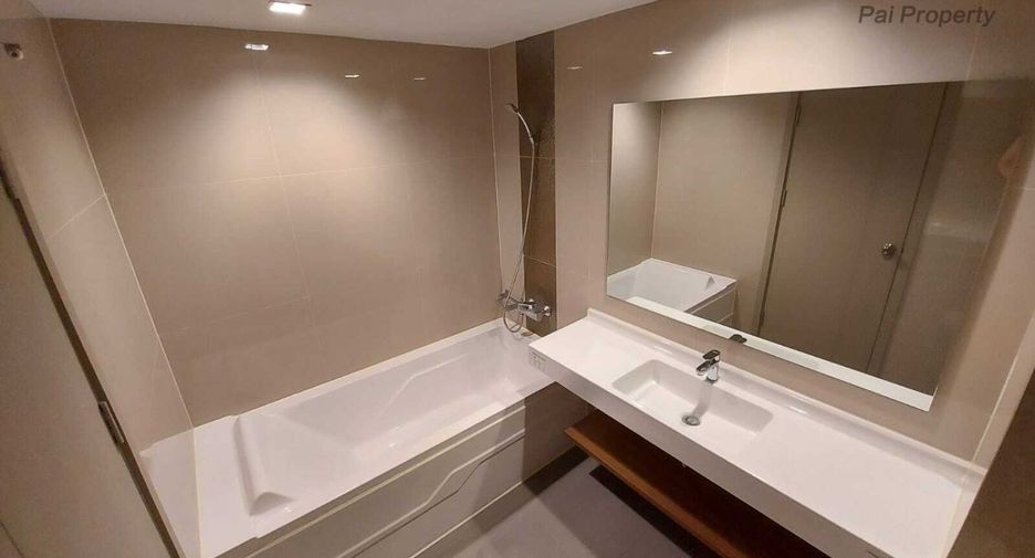 Wohnung zum Kauf mit 2 Zimmer in Phra Khanong, Bangkok