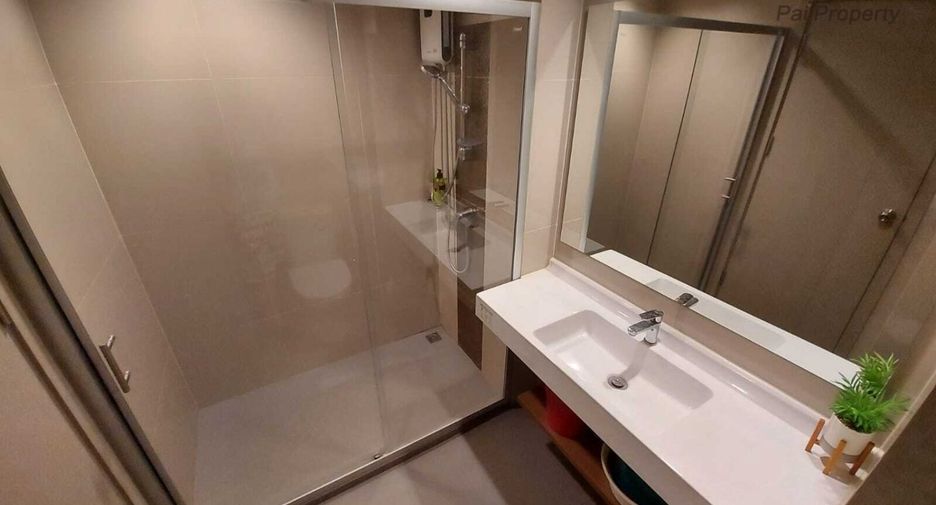 Wohnung zum Kauf mit 2 Zimmer in Phra Khanong, Bangkok
