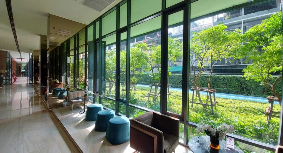 Wohnung zum Kauf mit 2 Zimmer in Phra Khanong, Bangkok