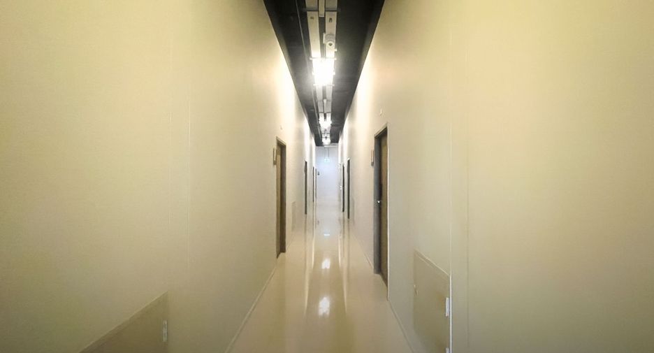 For sale 1 bed condo in Khan Na Yao, Bangkok