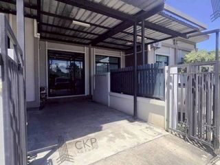 Reihenhaus zum Kauf mit 2 Zimmer in East Pattaya, Pattaya