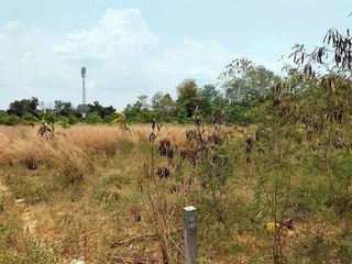 À vendre terrain à Si Racha, Chonburi