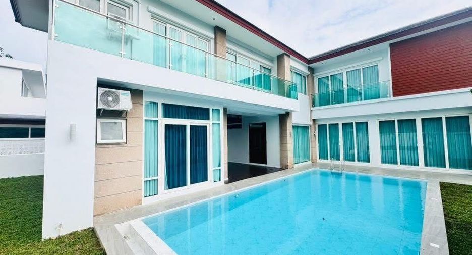 For sale 5 bedrooms villa in North Pattaya, Pattaya