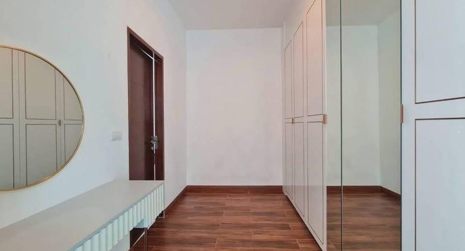 For sale 5 bedrooms villa in North Pattaya, Pattaya