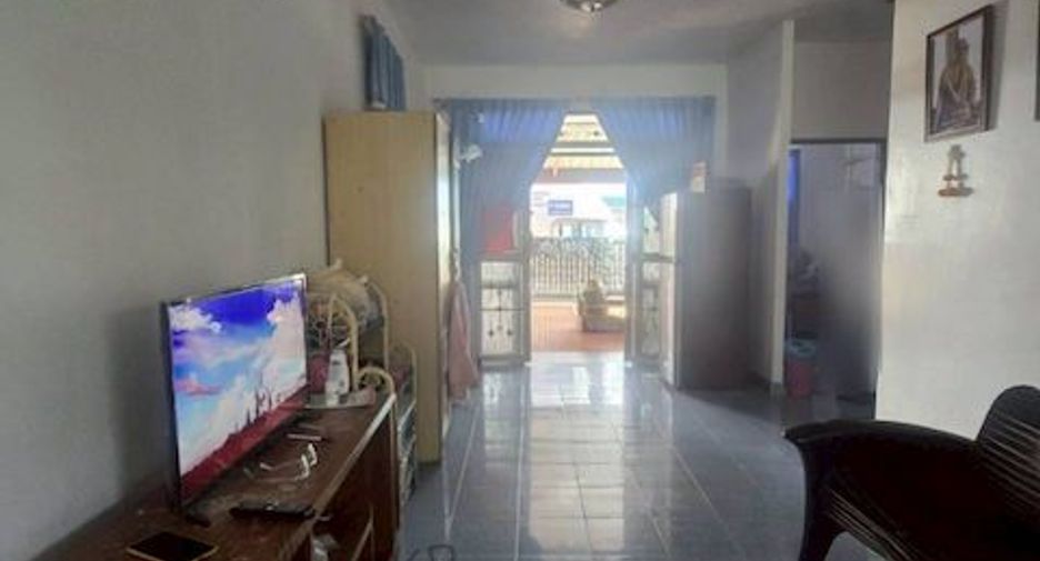 Casa en venta de 3 habitaciones en Pluak Daeng, Rayong