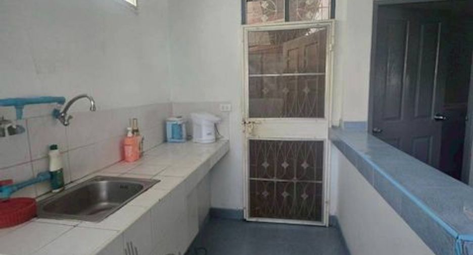 Casa en venta de 3 habitaciones en Pluak Daeng, Rayong