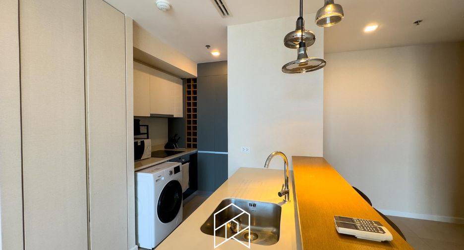Wohnung zur Miete mit 2 Zimmer in Sathon, Bangkok