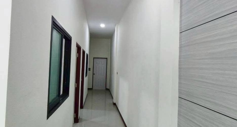 Casa adosada en venta de 2 habitaciones en Tha Maka, Kanchanaburi
