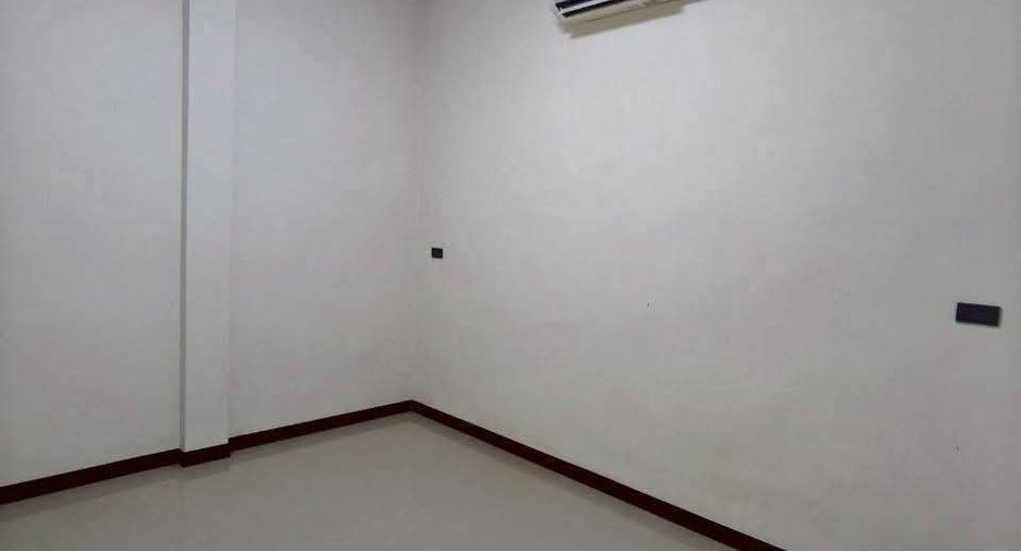 Casa adosada en venta de 2 habitaciones en Tha Maka, Kanchanaburi