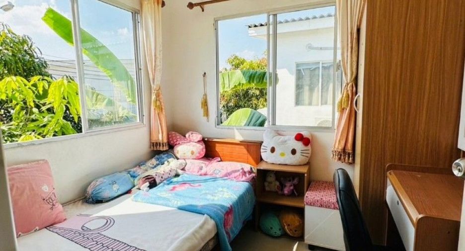 For sale 3 bedrooms townhouse in Phra Samut Chedi, Samut Prakan