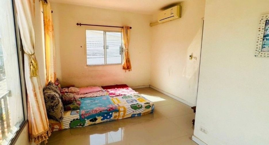 For sale 3 bedrooms townhouse in Phra Samut Chedi, Samut Prakan