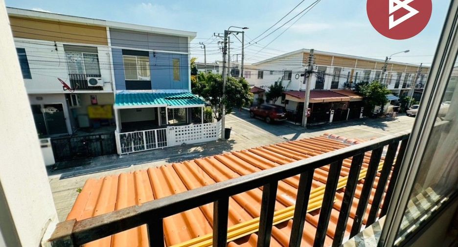 For sale 3 bedrooms townhouse in Phra Samut Chedi, Samut Prakan