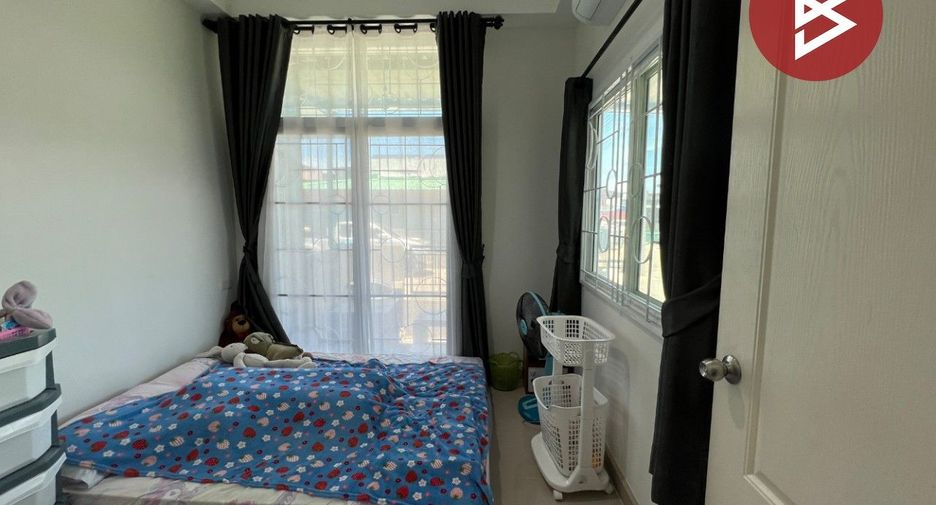 Casa adosada en venta de 2 habitaciones en Sattahip, Chonburi