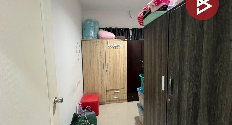 Casa adosada en venta de 2 habitaciones en Sattahip, Chonburi
