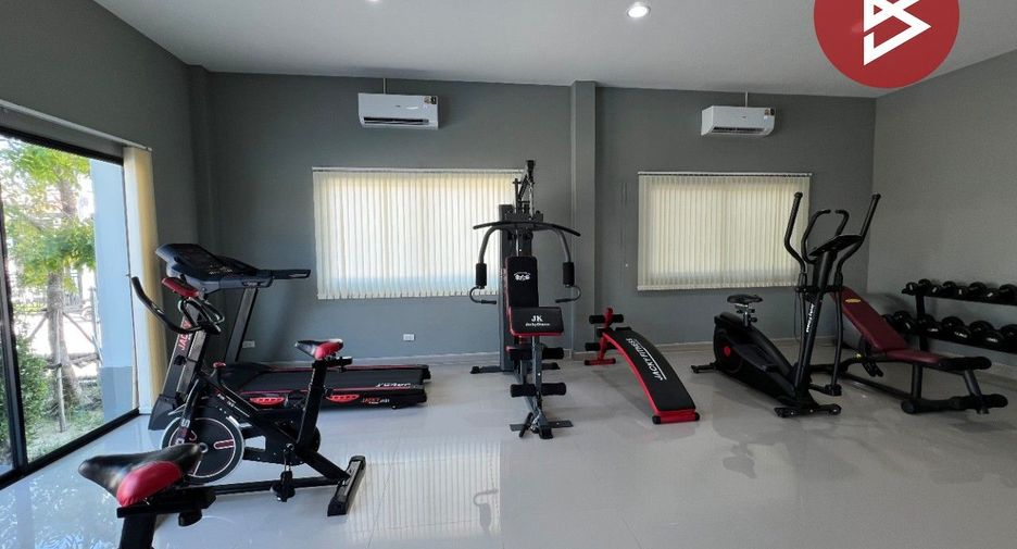Casa adosada en venta de 2 habitaciones en Sattahip, Chonburi