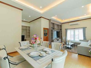 出租 4 卧室 别墅 在 Bang Lamung, Chon Buri