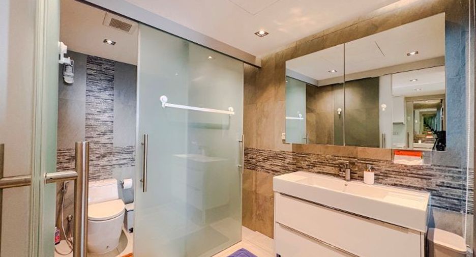 For sale 1 bed condo in Pratumnak, Pattaya