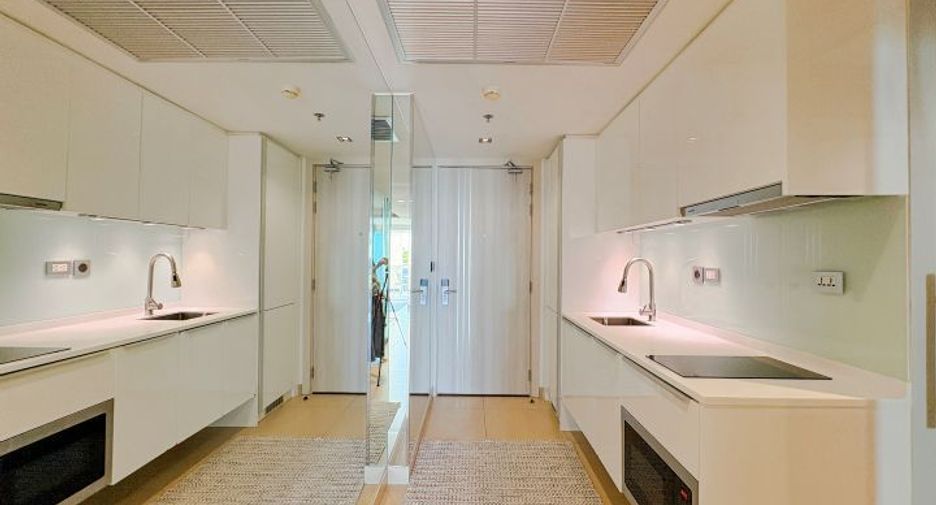 For sale 1 bed condo in Pratumnak, Pattaya