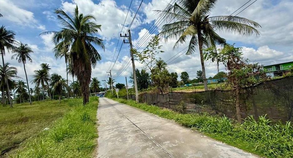 À louer terrain à Si Racha, Chonburi
