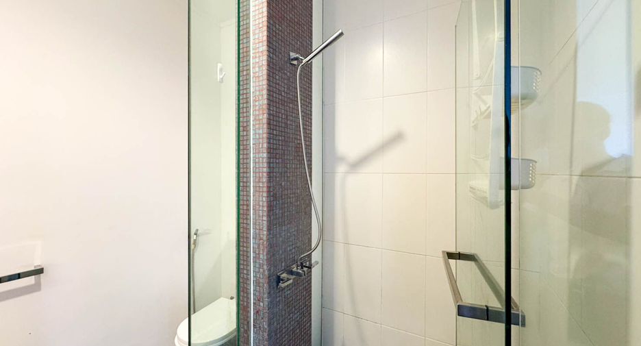 For rent and for sale 2 bedrooms condo in North Pattaya, Pattaya