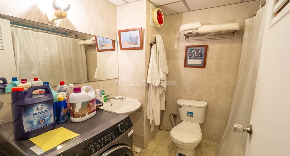 For sale 2 bedrooms condo in Jomtien, Pattaya