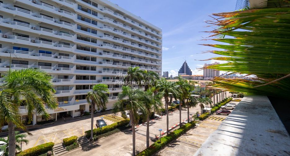 For sale 2 bedrooms condo in Jomtien, Pattaya