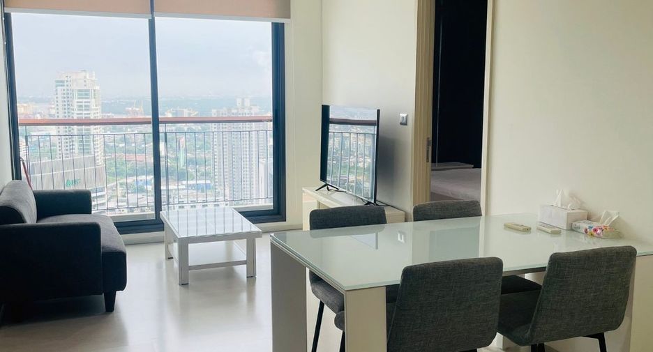 For rent 2 bedrooms condo in Khlong Toei, Bangkok