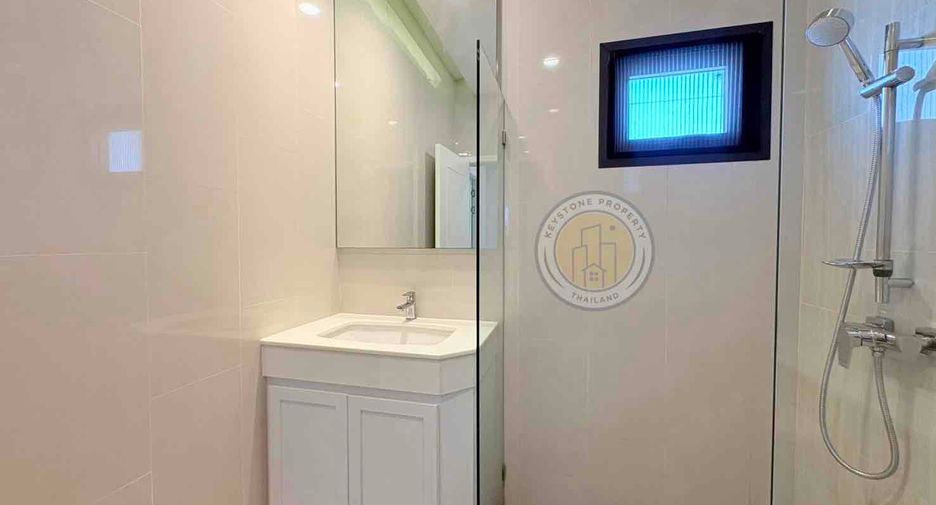 For rent 3 bedrooms villa in East Pattaya, Pattaya