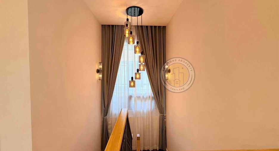 For rent 3 bedrooms villa in East Pattaya, Pattaya