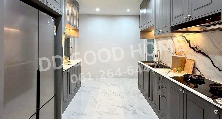 Haus zum Kauf mit 5 Zimmer in Mueang Udon Thani, Udon Thani