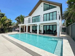 For rent 4 bedrooms house in Bang Lamung, Chonburi