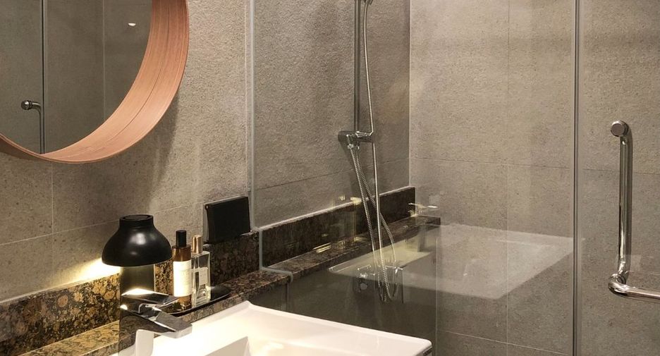 For rent 1 bed condo in Watthana, Bangkok