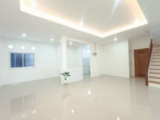 For sale 4 ベッドルーム townhouse in Mueang Phuket, Phuket