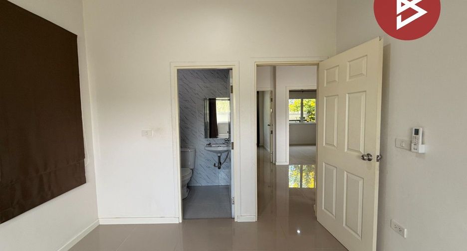 À vendre 2 chambres maison à Si Racha, Chonburi