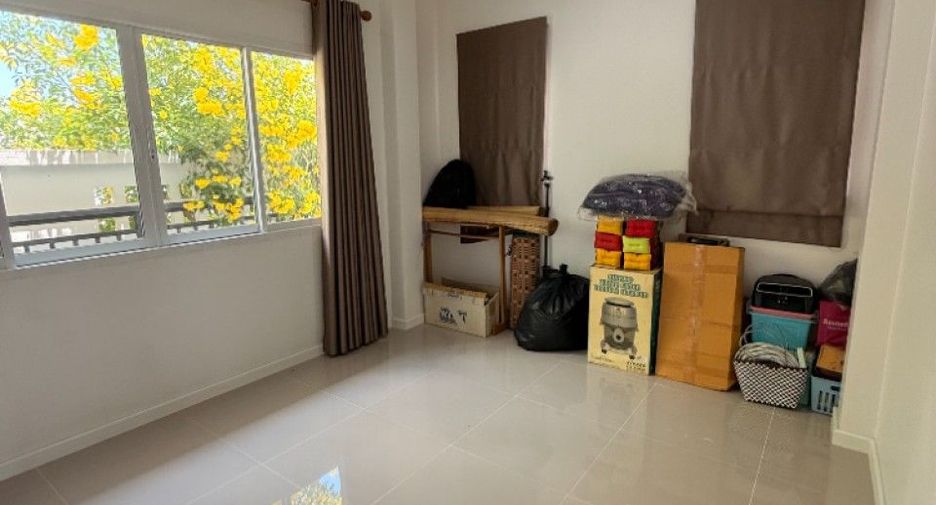 À vendre 2 chambres maison à Si Racha, Chonburi