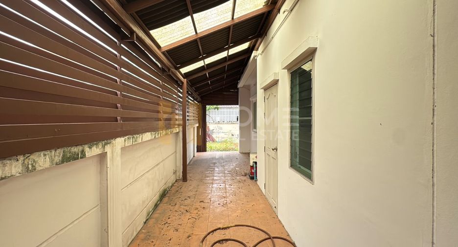 For sale 3 bedrooms house in Mueang Chon Buri, Chonburi